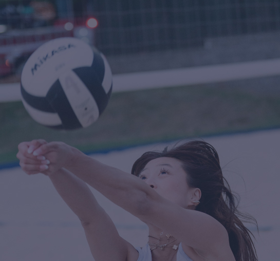 4-on-4-BeachVolleyball