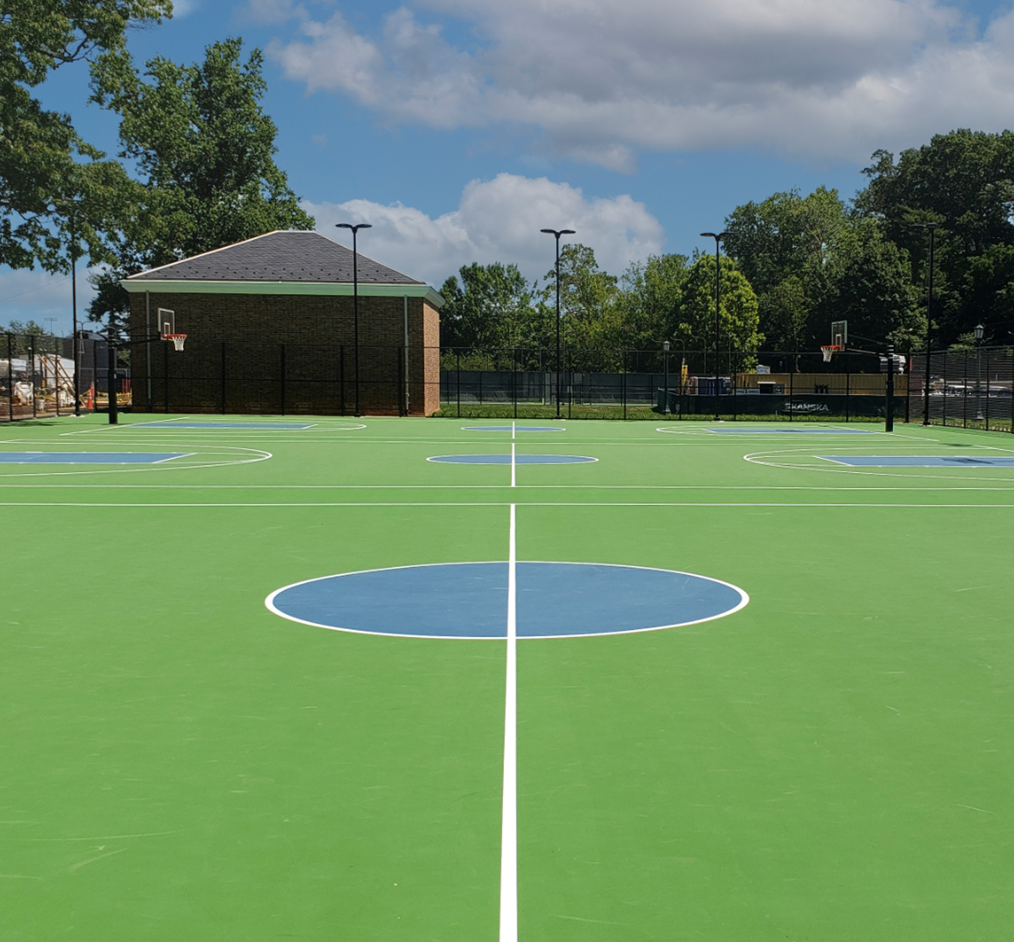 Mem Basketball Courts